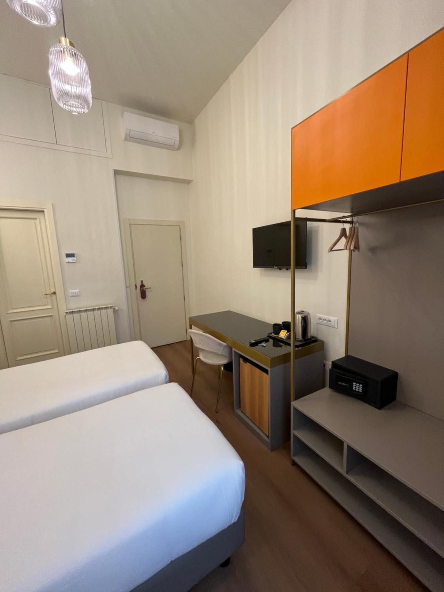 Hotel Duca D'Aosta Флоренція Екстер'єр фото
