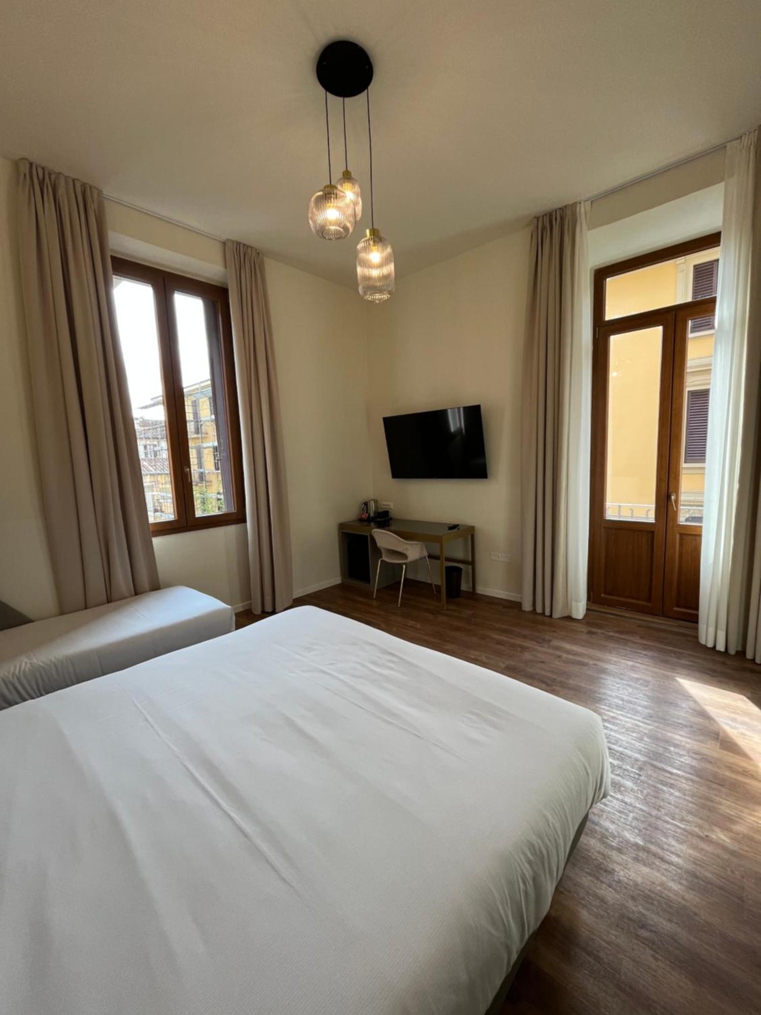 Hotel Duca D'Aosta Флоренція Екстер'єр фото