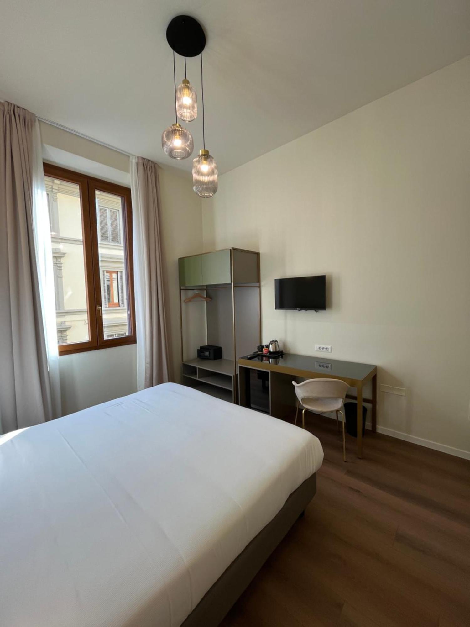 Hotel Duca D'Aosta Флоренція Екстер'єр фото