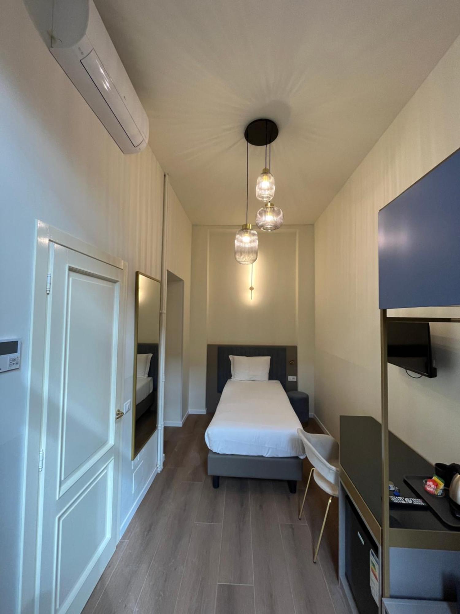 Hotel Duca D'Aosta Флоренція Екстер'єр фото